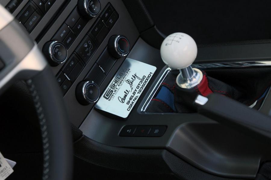  Shelby GT350 Convertible Number One 2012 года  (фото 33 из 41)